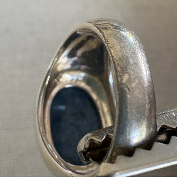 Sterling Silver & Denim Lapis Cabochon Ring - Picture 4 of 12